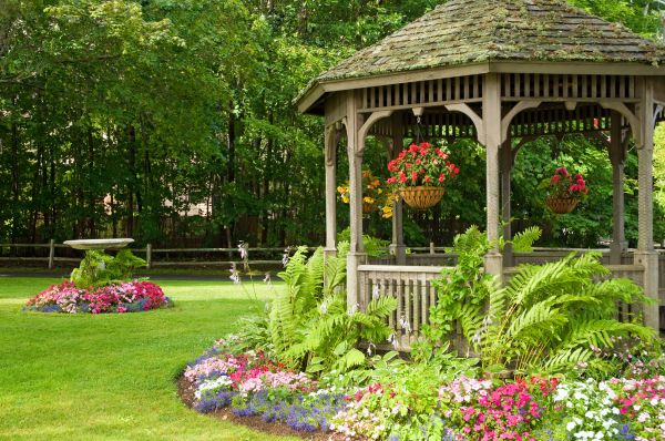 Backyard Landscaping Service in Murrells Inlet